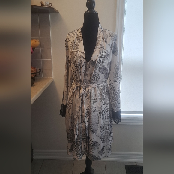 2 Piece Satin Sleep Set Dress And Kimono - Picture 2 of 9